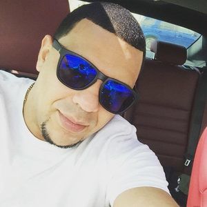 Meet your Posher, Esteban